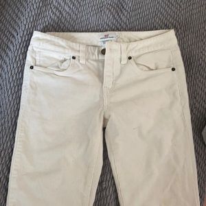White vineyard vines corduroy pants size 0